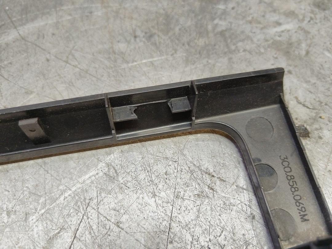 Рамка под магнитолу AL2JKO Volkswagen Passat - Фото 5