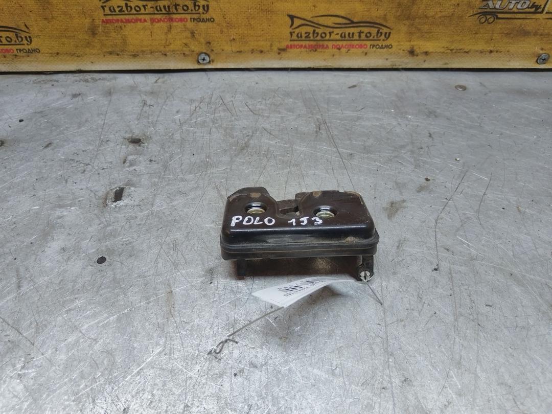 Замок багажника UC13IW Volkswagen Polo купить на авторазборке