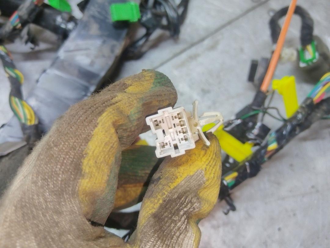 Проводка салона MHXSC1 Volvo V40 купить с доставкой