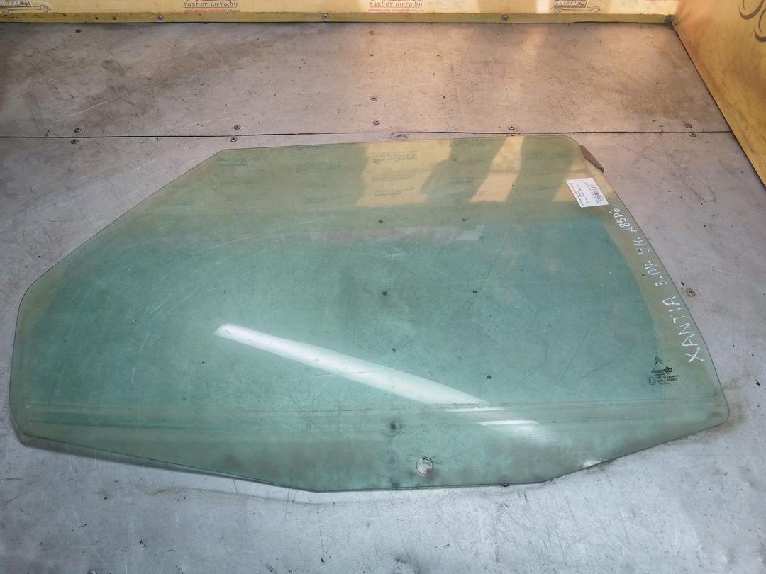 Стекло двери задней правой C0H41C Citroen Xantia