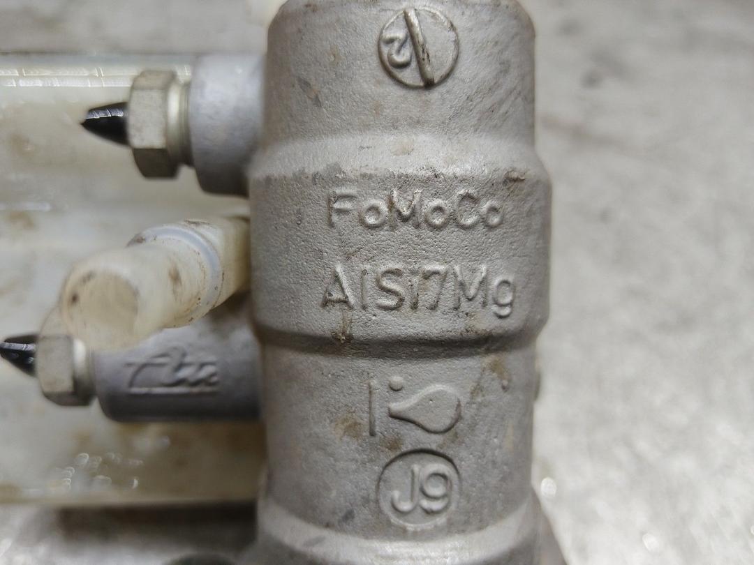 Цилиндр тормозной главный SG1M0C Ford Galaxy купить на авторазборке