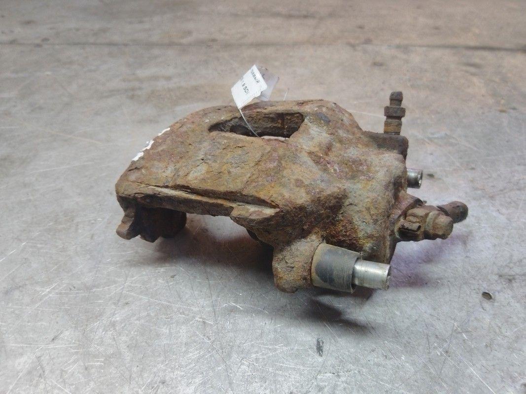 Суппорт передний правый 3ZNP8E Volkswagen Golf купить