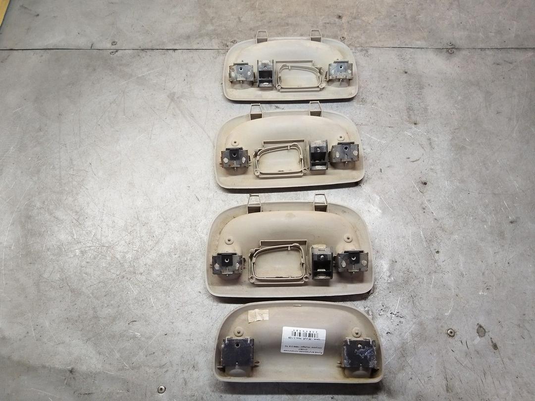 Ручка внутренняя потолочная CY4SIT Chrysler Voyager купить