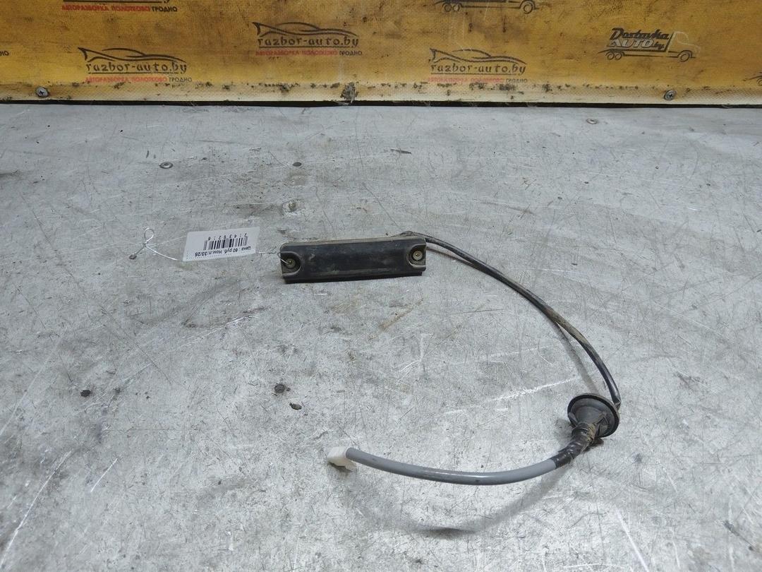 Кнопка открытия багажника V1LIT5 Toyota Avensis