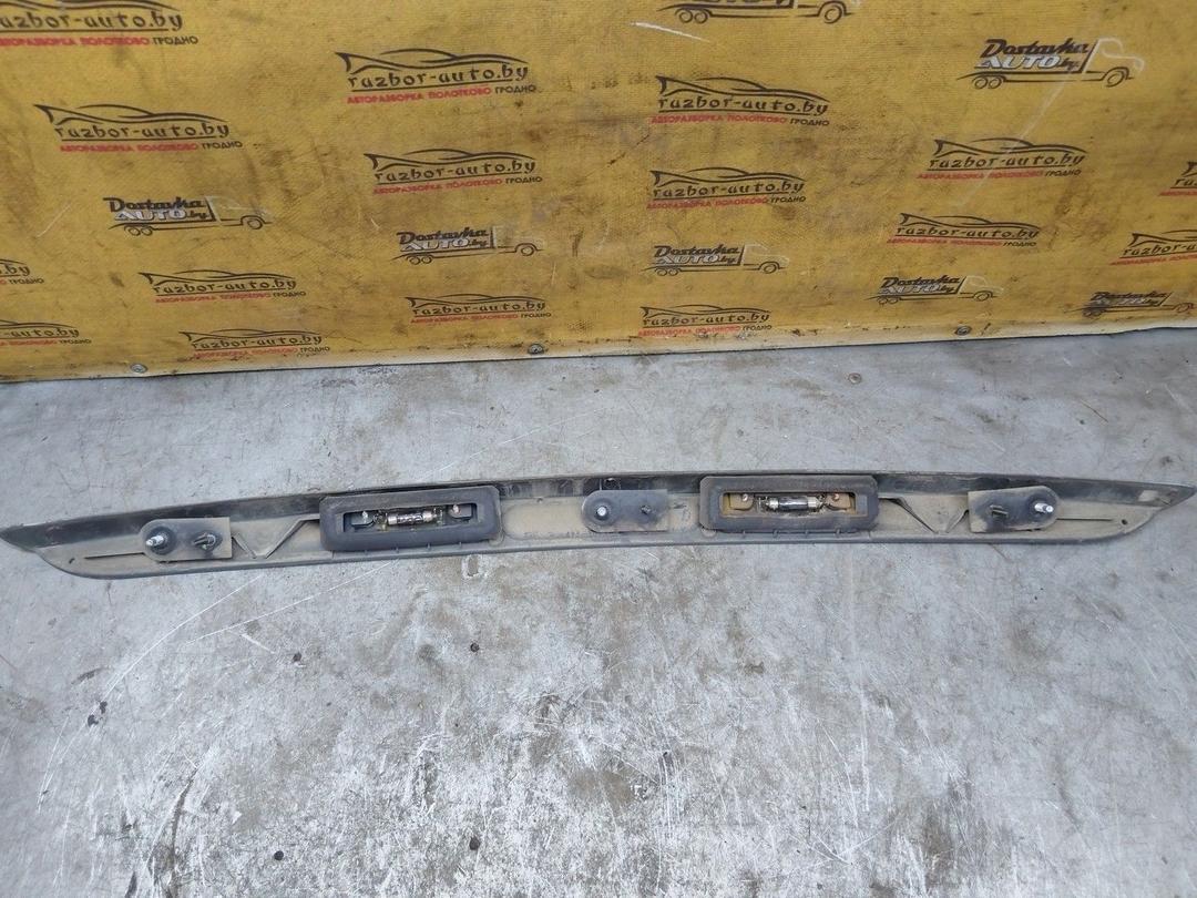 Накладка подсветки номера DTVD23 Ford Fiesta купить на авторазборке