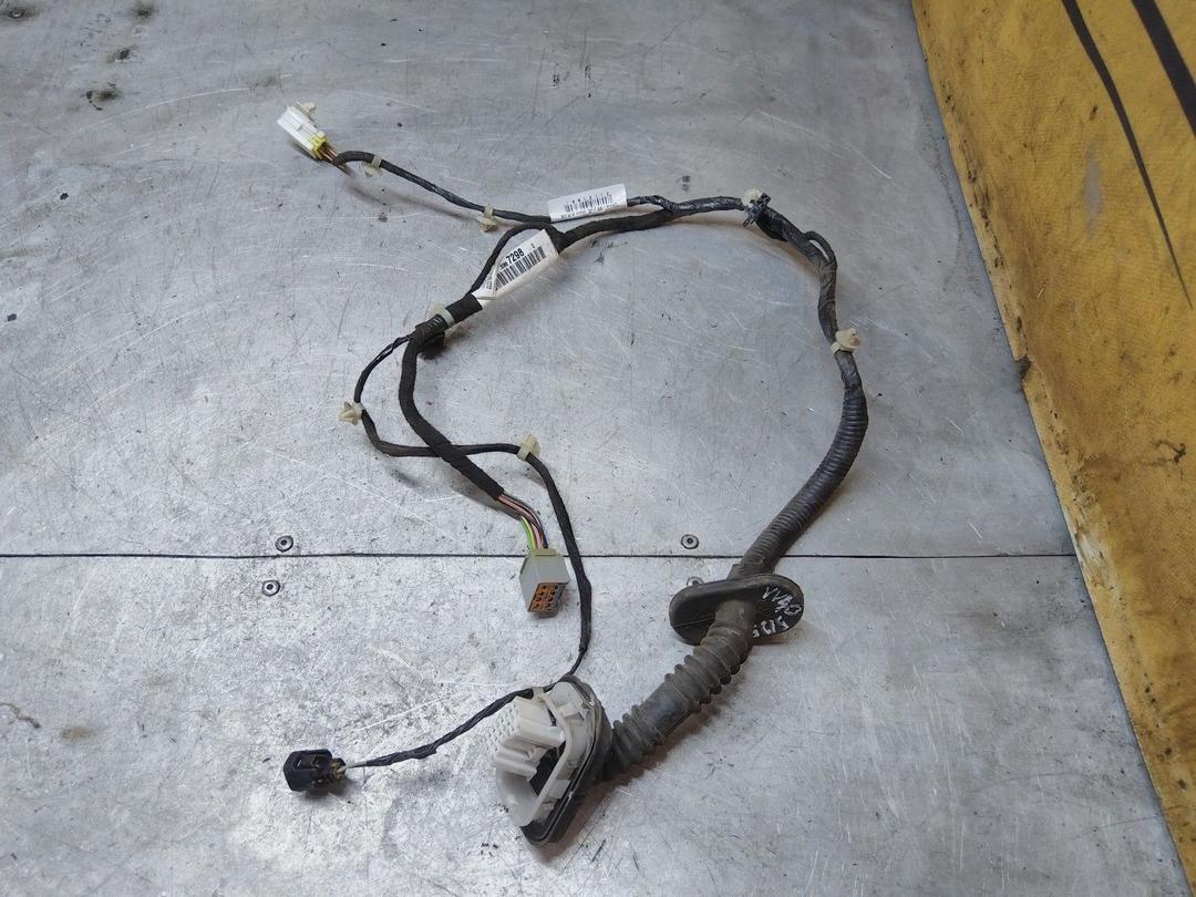 Проводка двери передней правой UL65Q5 Volvo V40