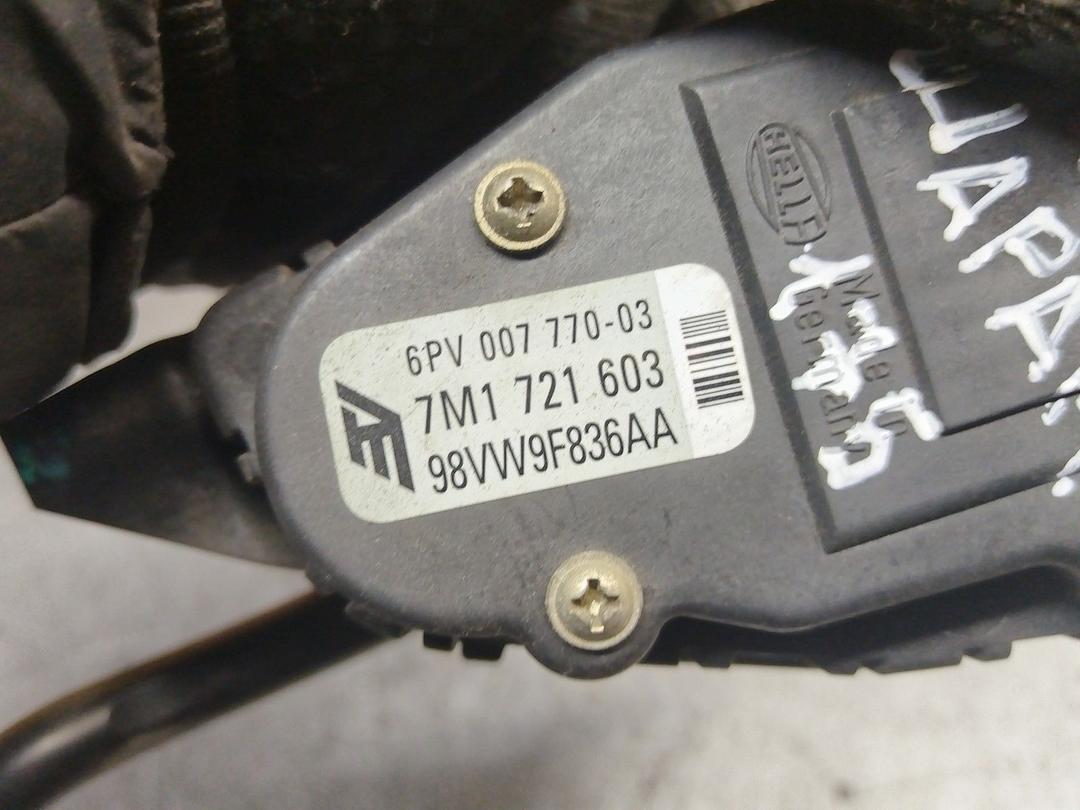 Педаль газа 1LSNFF Volkswagen Sharan купить в магазине запчастей бу