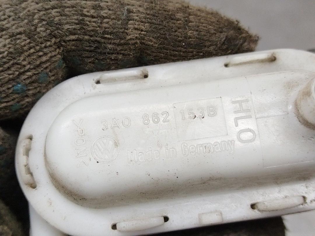 Активатор (привод) замка двери TP013Q Volkswagen Passat купить в магазине запчастей бу