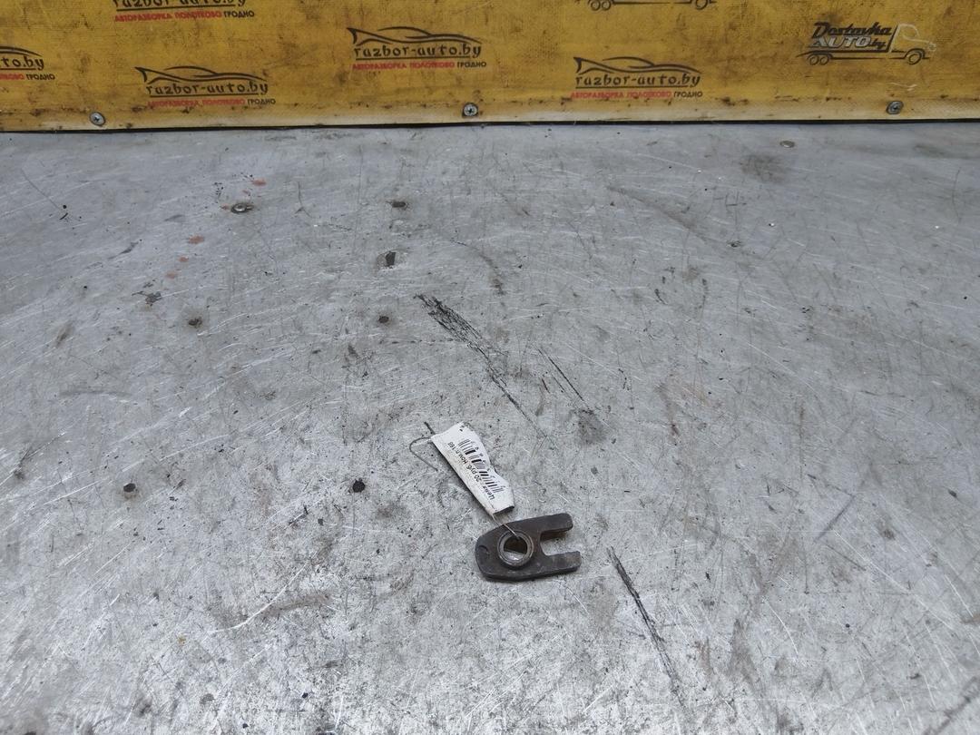 Скоба (кронштейн) крепления форсунки WDCH4M Nissan Note купить