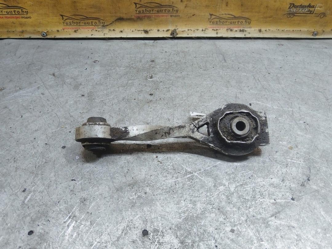 Подушка крепления двигателя YGHF32 Renault Megane