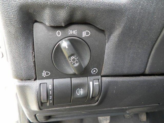 Кнопка корректора фар HV37C6 Opel Corsa