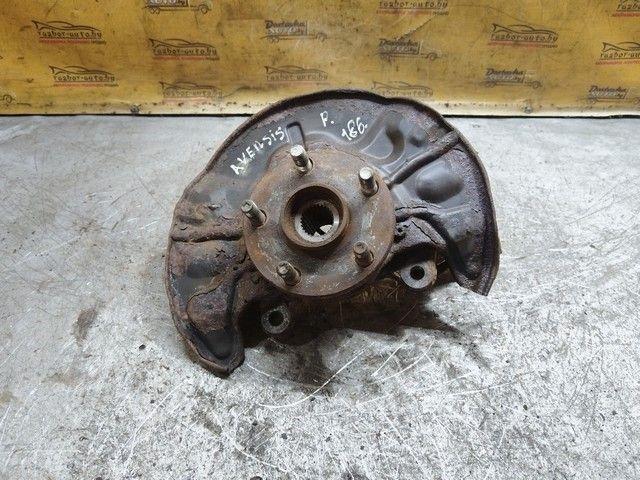 Кулак поворотный правый AWZCOF Toyota Avensis