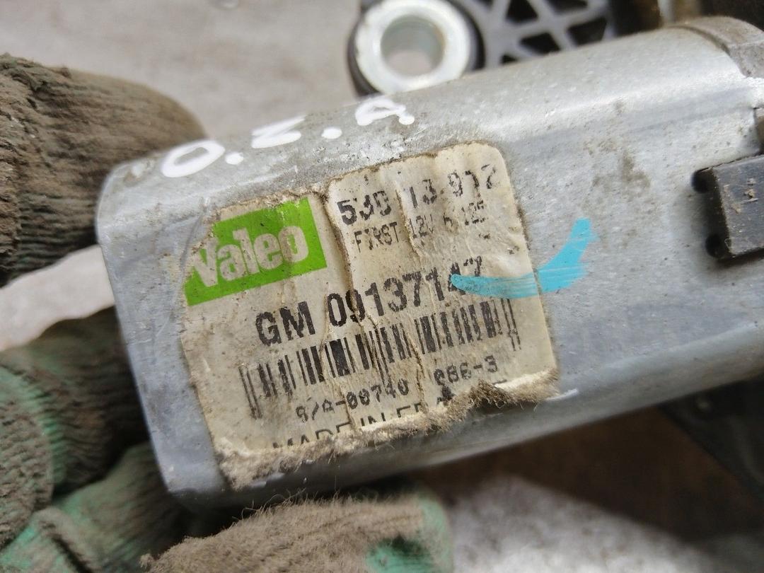 Моторчик заднего стеклоочистителя (дворника) 6AZA38 Opel Zafira купить