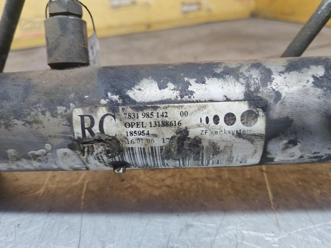 Рулевая рейка I4FSG8 Opel Zafira купить в магазине запчастей бу