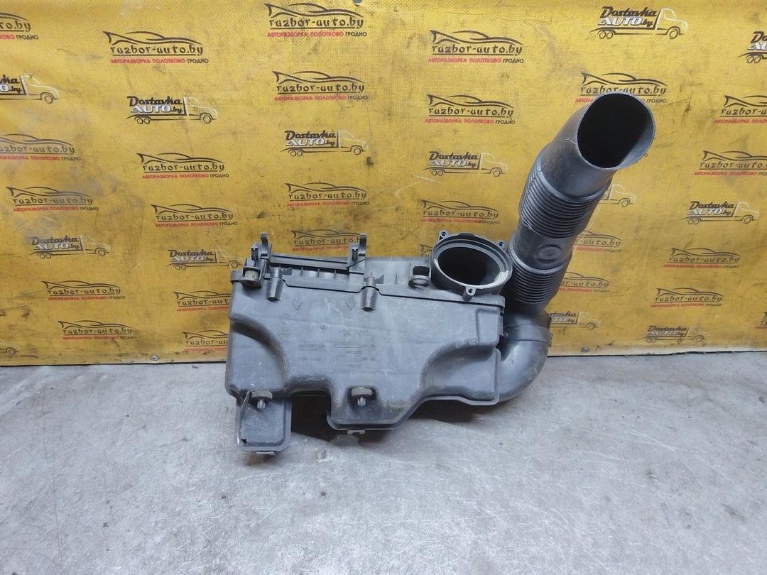 Корпус воздушного фильтра J4U8CG Citroen C3 купить на авторазборке