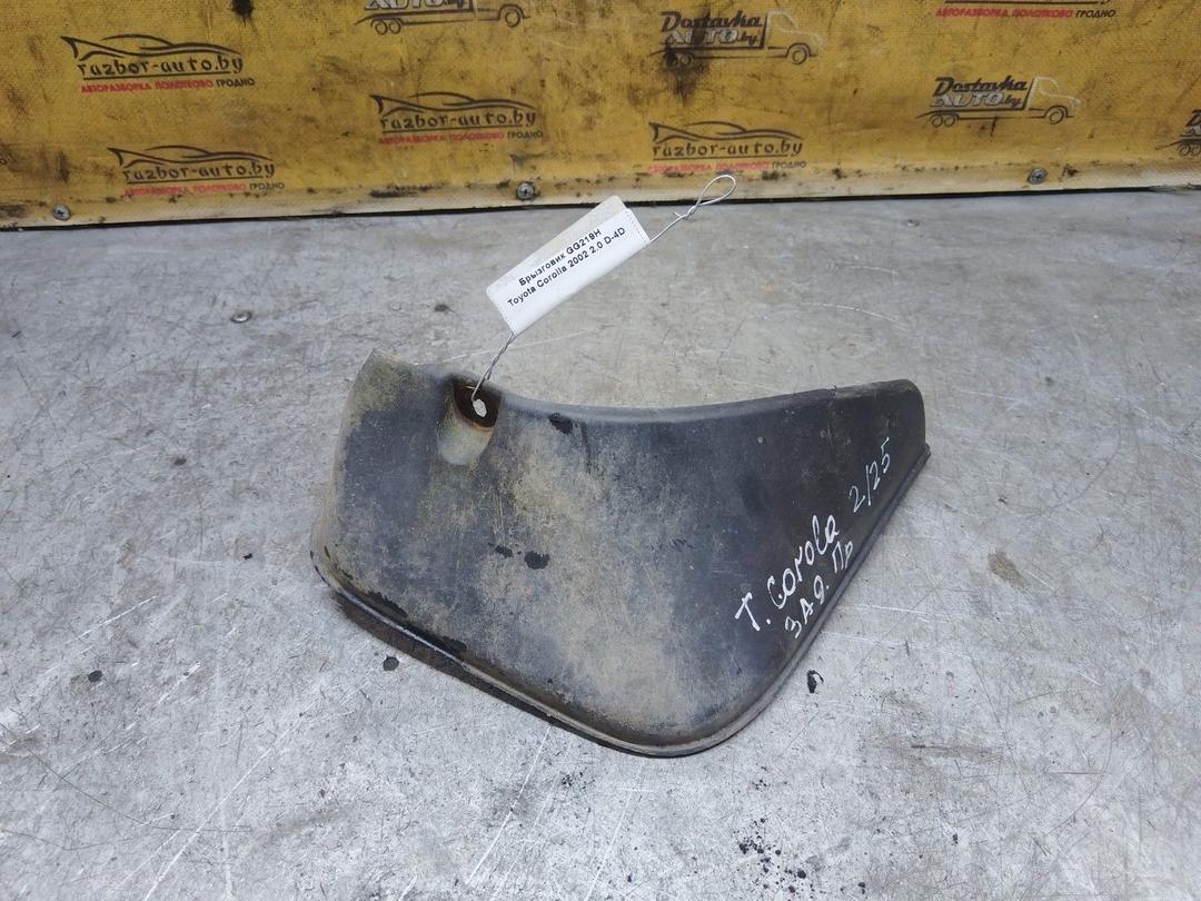 Брызговик GG219H Toyota Corolla