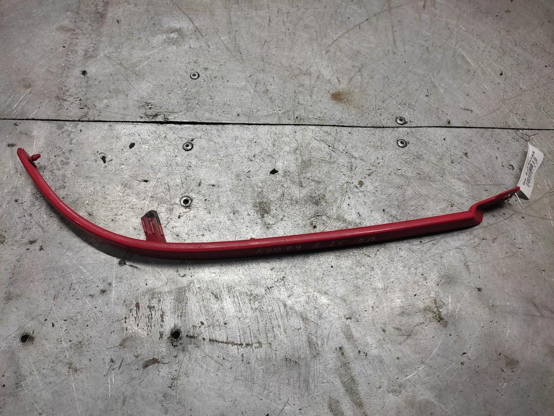 Ус под фару правый UZINJD Audi 80 - Фото 2