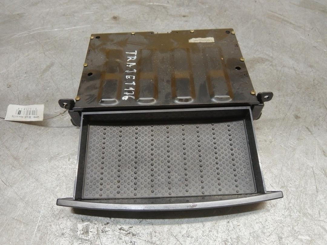 Бардачок 7YTCHM Hyundai Trajet - Фото 2