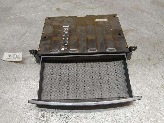 Бардачок 7YTCHM Hyundai Trajet - Фото 2
