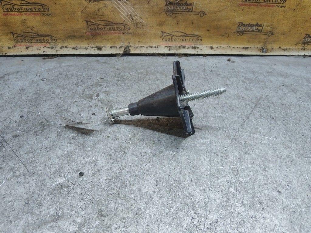 Крепление запаски 01KQR2 Opel Corsa - Фото 1