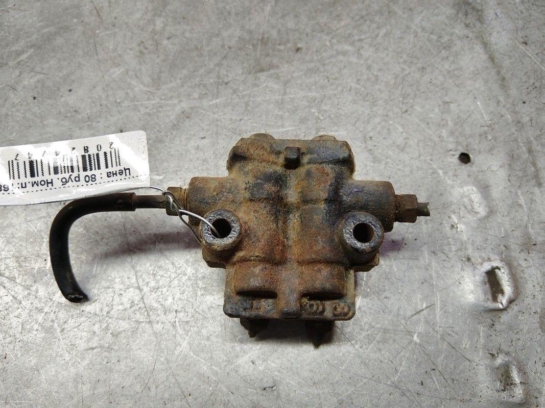 Распределитель тормозной силы 5WO6GY Mazda Premacy купить