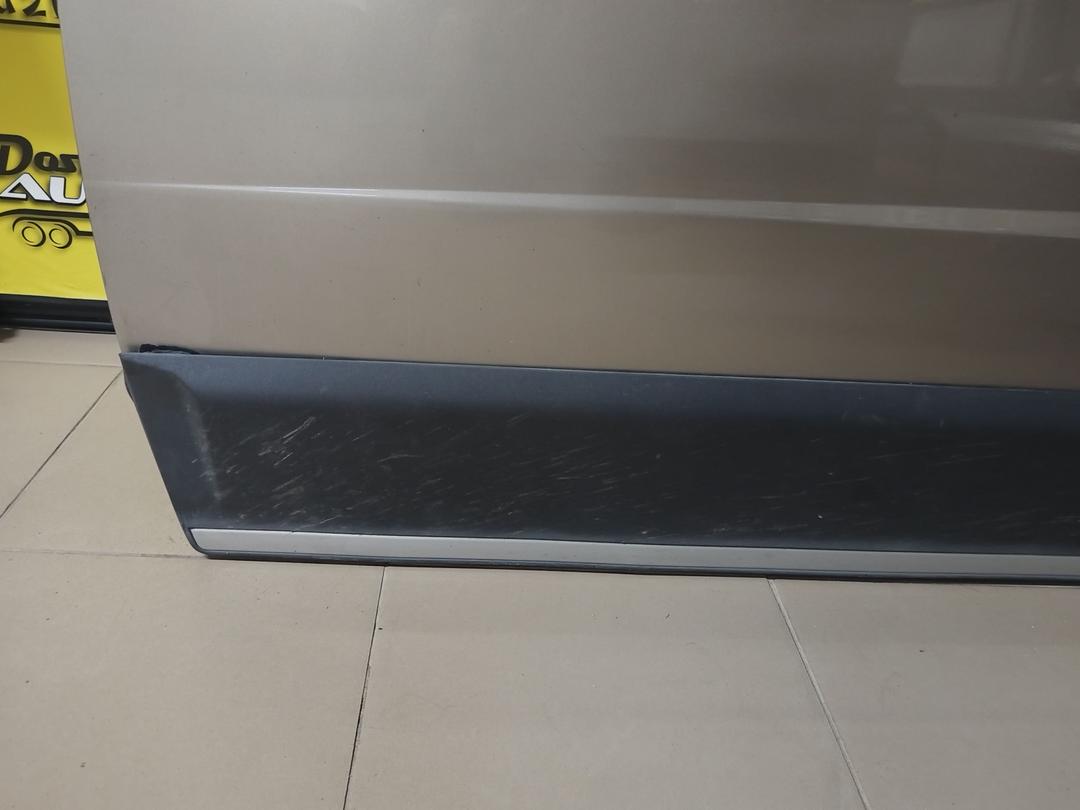 Дверь передняя левая XEH3Y4 Volvo XC70 купить в магазине запчастей бу