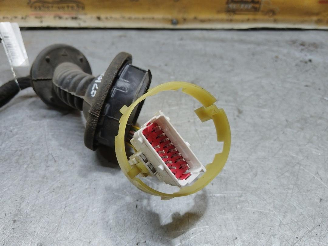 Проводка двери передней левой IZBVLI Citroen C3 купить