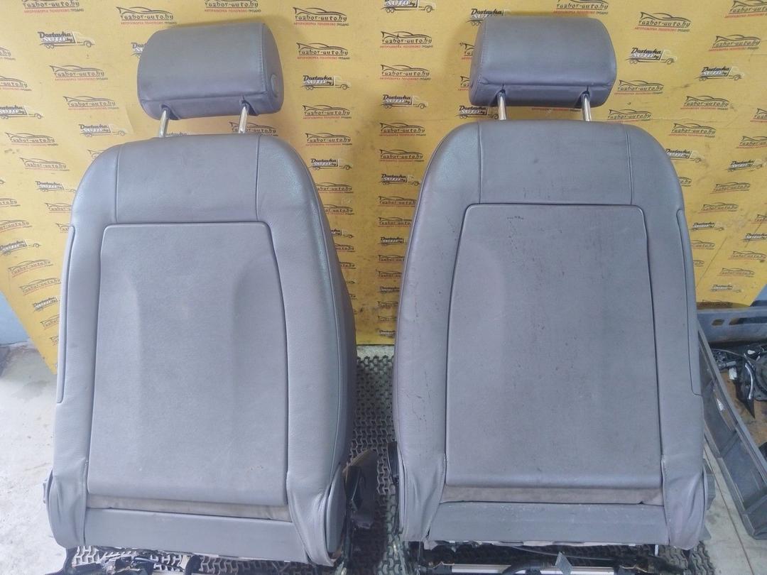 Салон (комплект сидений) J3DRB1 Audi A4 undefined