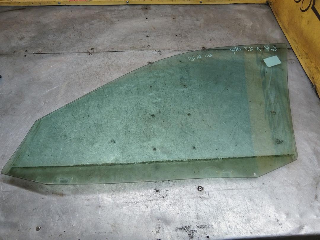 Стекло двери передней правой IOLLWF Volkswagen Golf купить с доставкой