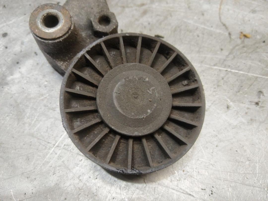 Натяжитель ремня генератора MI58SY Opel Astra купить с доставкой