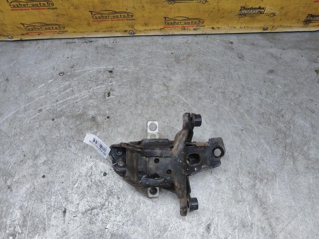 Подушка крепления КПП 6P8V3V Volkswagen Polo - Фото 6