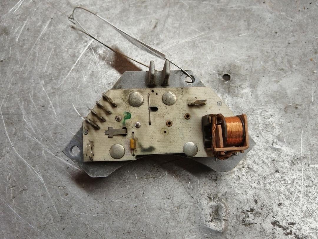 Сопротивление печки QAEYK8 Peugeot 406