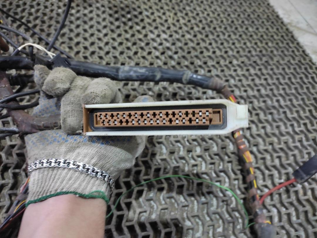 Проводка L00DTO Audi 80 - Фото 3