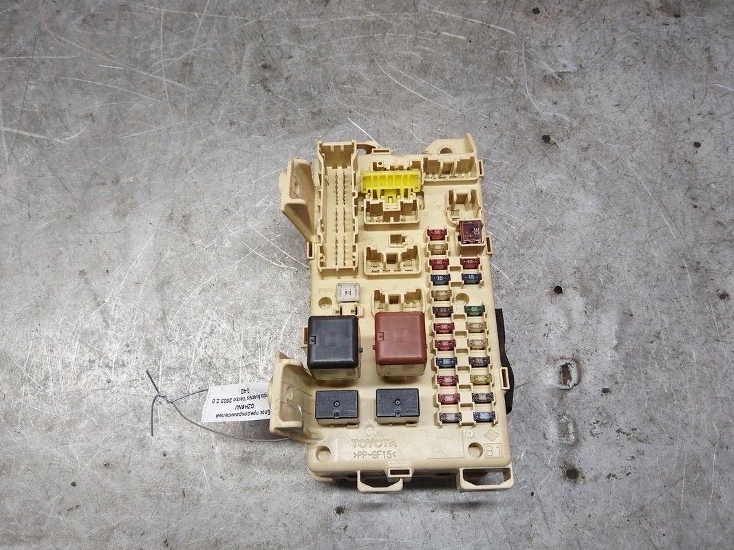 Блок предохранителей GZH6NU Toyota Avensis Verso - Фото 1