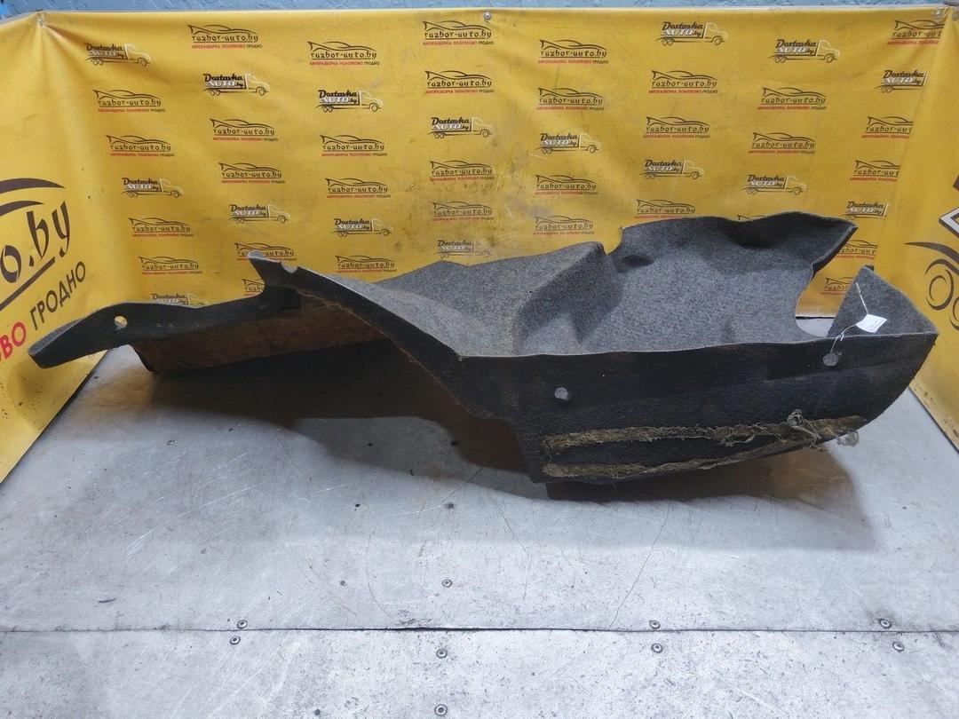 Обшивка багажника XJ8X3F Audi 100 купить