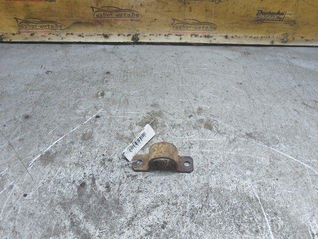 Крепление втулки стабилизатора WZAUVQ Audi A4