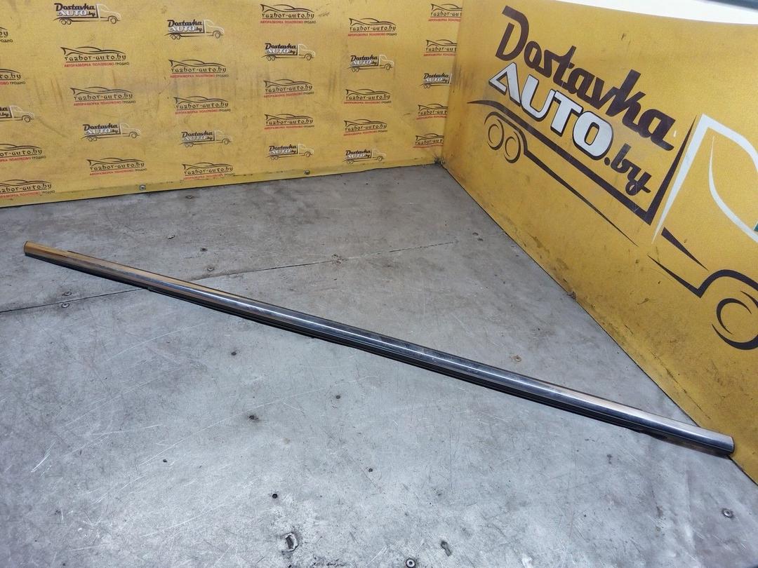 Молдинг стекла двери передней правой наружный IZROS6 Ford Fusion