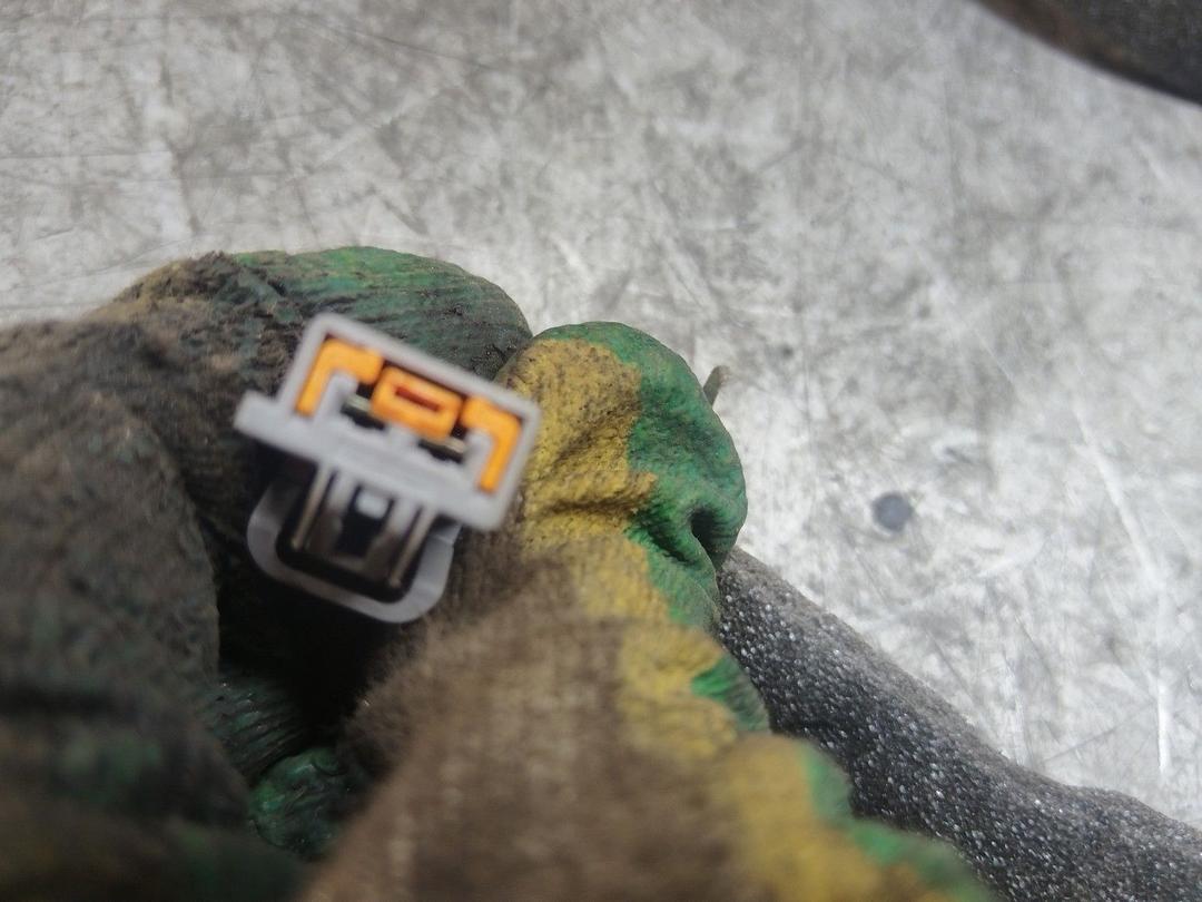 Проводка двери задней левой 67O8IV Volvo S40 купить на авторазборке