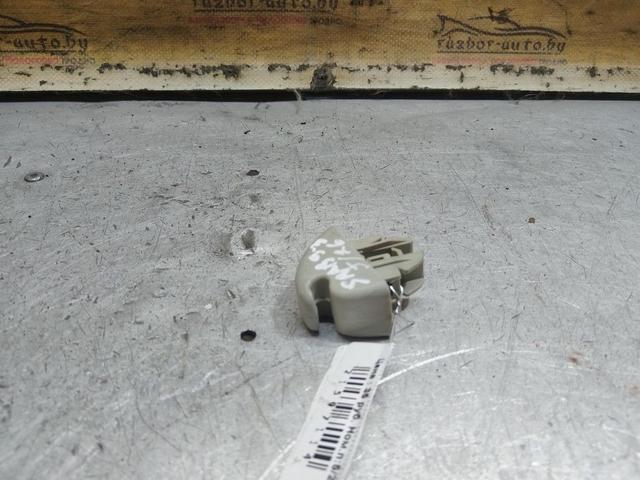 Крепление (крючок) солнцезащитного козырька IUJ674 Saab 9-3 - Фото 3