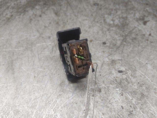 Кнопка аварийной сигнализации 2AMCFC Opel Astra - Фото 4