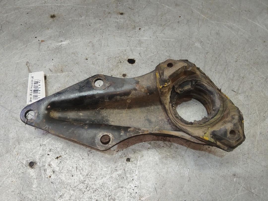 Кронштейн двигателя 3UVGLV Citroen Saxo купить