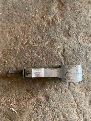 Подушка крепления КПП 6TUZUA Ford Galaxy - Фото 1