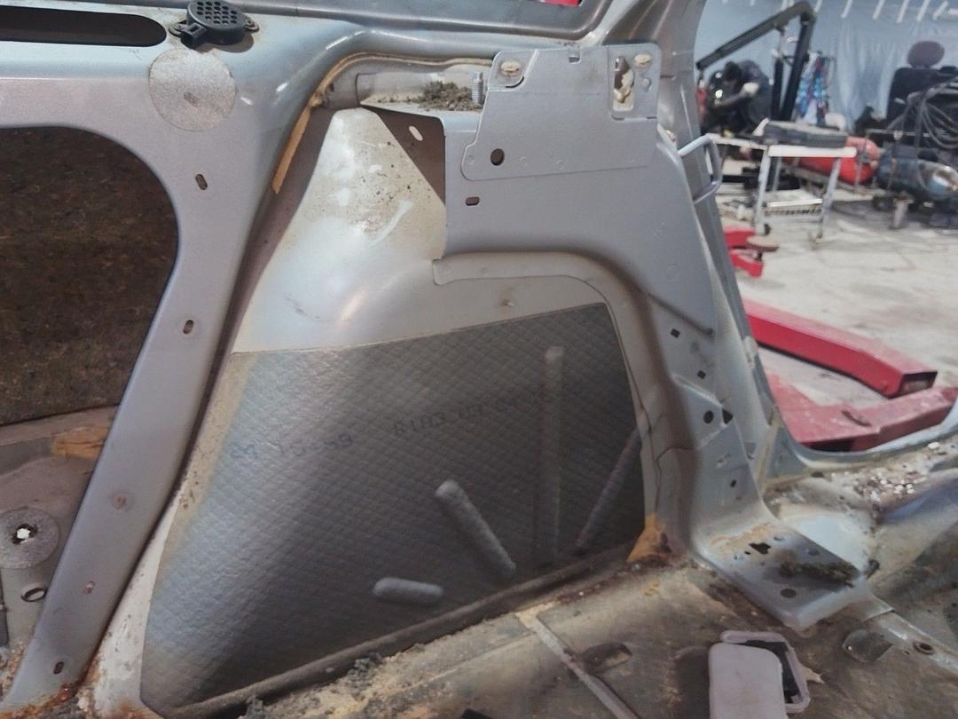 Крыло заднее левое AHU1RX Citroen C5 - Фото 11