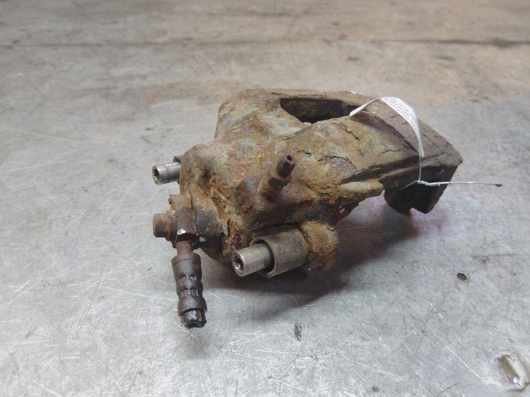 Суппорт передний правый 3ZNP8E Volkswagen Golf купить с доставкой