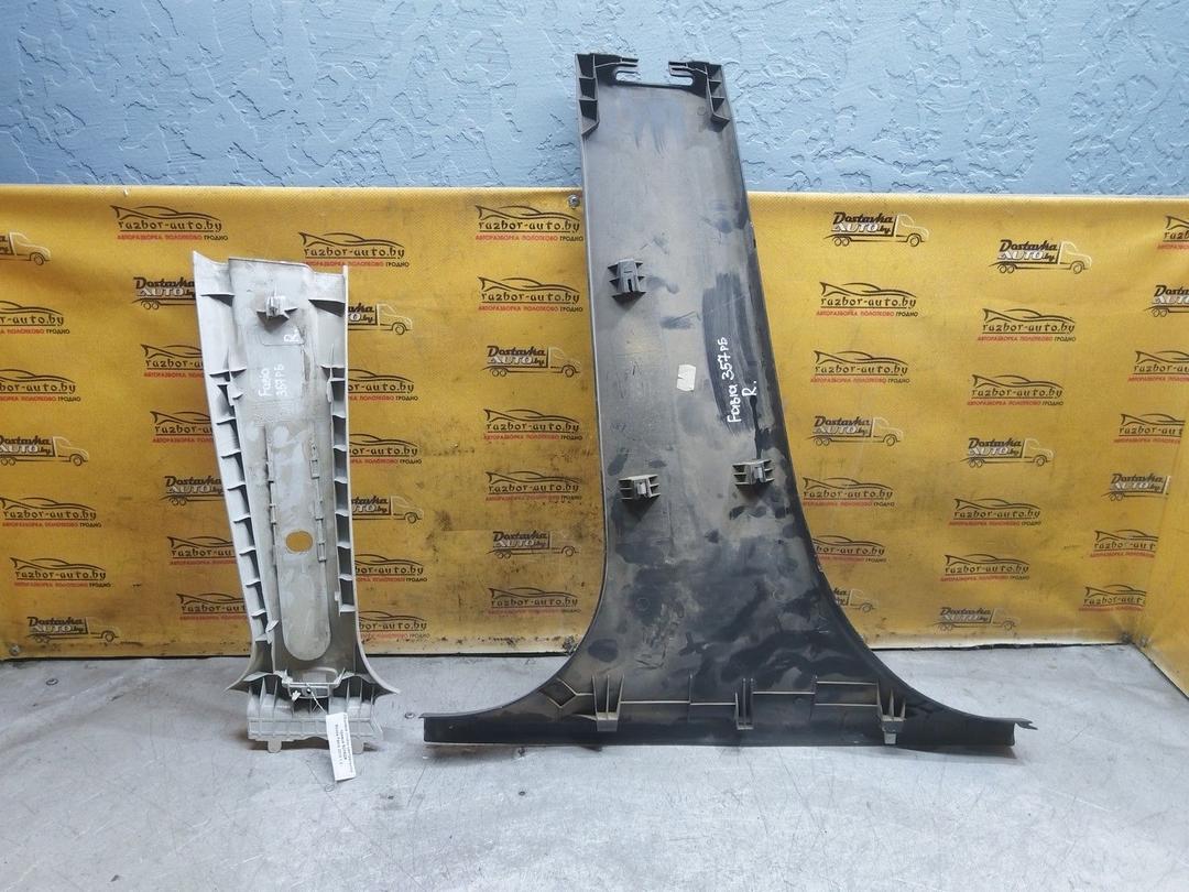 Обшивка стойки центральной правой 5OYAD6 Skoda Fabia купить