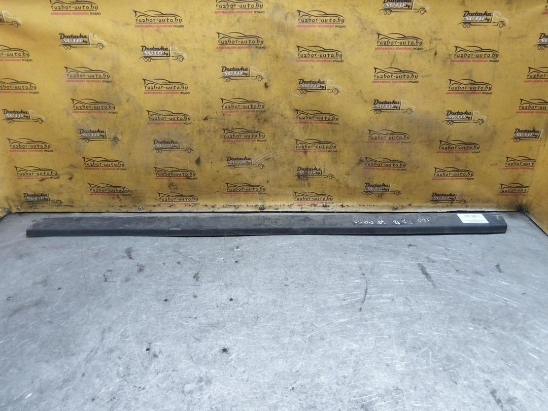 Молдинг двери передней правой HPY4BC Volkswagen Passat купить с доставкой