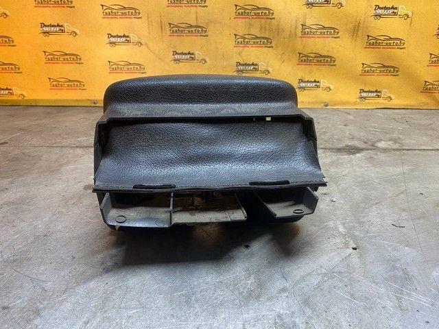 Кожух рулевой колонки IX3832 Peugeot 406 купить на авторазборке