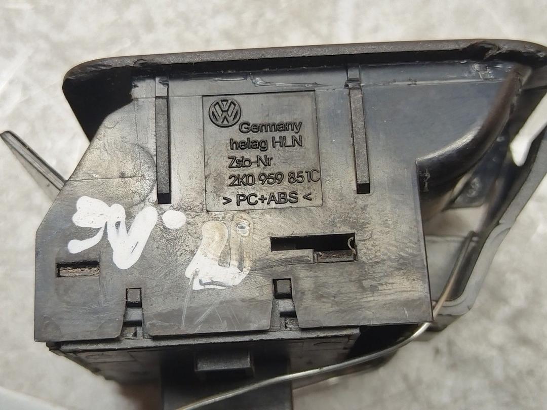 Блок управления стеклоподъемниками 0I8V0P Volkswagen Caddy купить в магазине запчастей бу