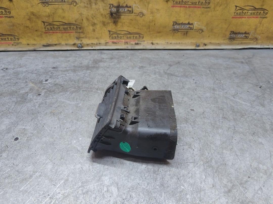 Дефлектор обдува салона NJPPU8 Toyota Corolla купить