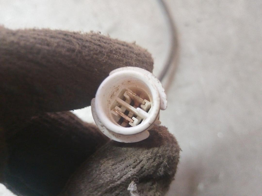 Проводка 2KSDT7 Audi 80 - Фото 8